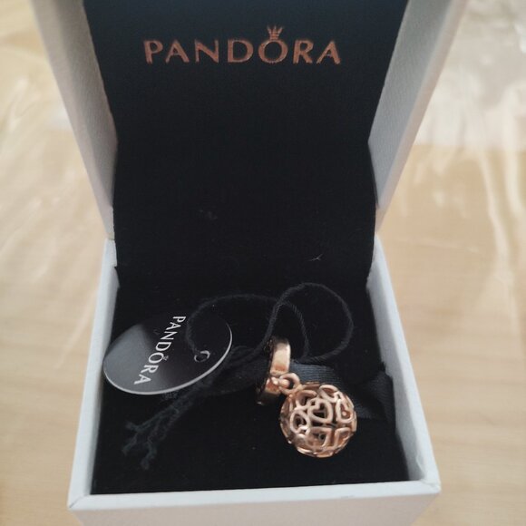 Pandora Rose dangle charm (Discontinued) - Picture 1 of 7